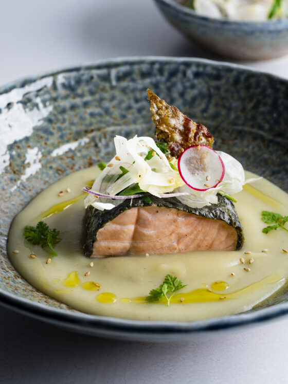 Salmon with Nori Fennel Radish 00110